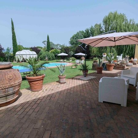 Villa Luxury Pool & Gardenピサ エクステリア 写真
