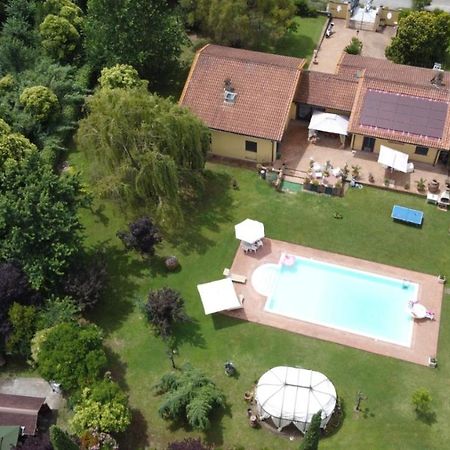 Villa Luxury Pool & Gardenピサ エクステリア 写真